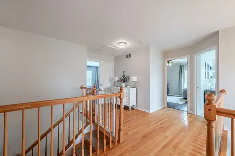 580 Hamilton Lane North Aurora IL 60542