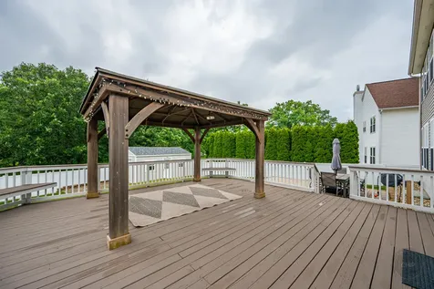 580 Hamilton Lane North Aurora IL 60542