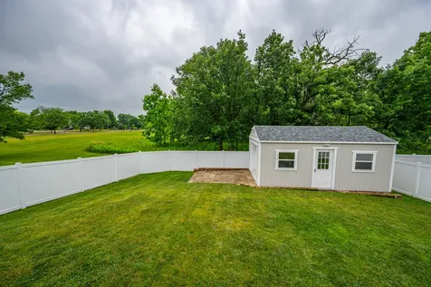 580 Hamilton Lane North Aurora IL 60542