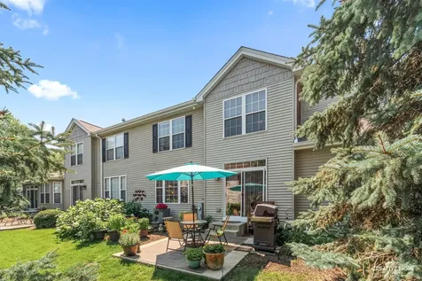 374 Wolcott Lane Batavia IL 60510