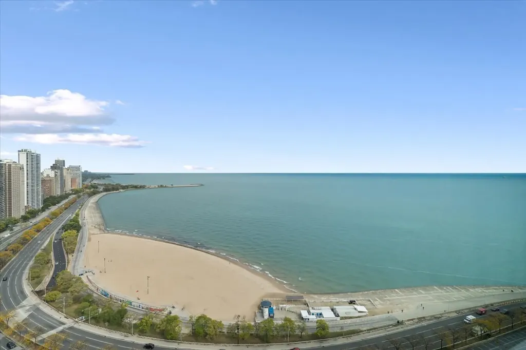 179 East Lake Shore Drive Chicago IL 60611