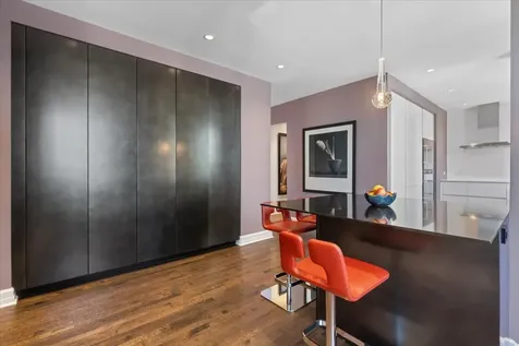 179 East Lake Shore Drive Chicago IL 60611