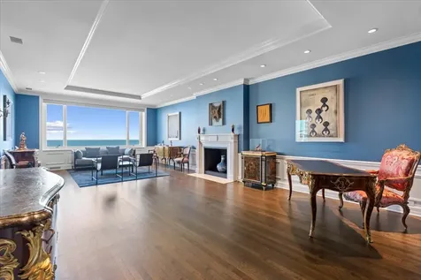 179 East Lake Shore Drive Chicago IL 60611