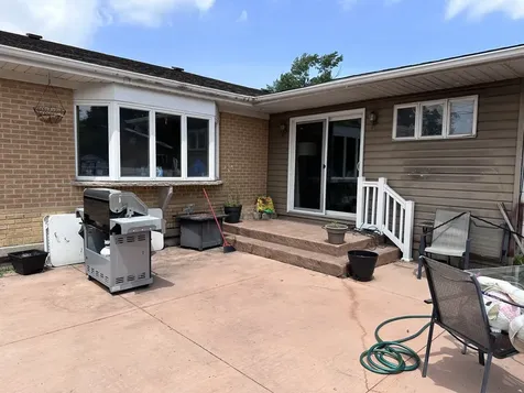 1073 Anderson Terrace Des Plaines IL 60016