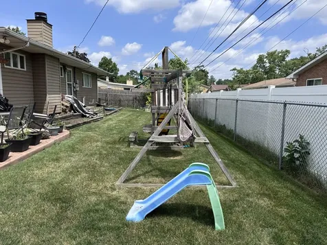1073 Anderson Terrace Des Plaines IL 60016