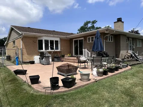 1073 Anderson Terrace Des Plaines IL 60016