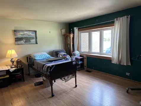 1073 Anderson Terrace Des Plaines IL 60016