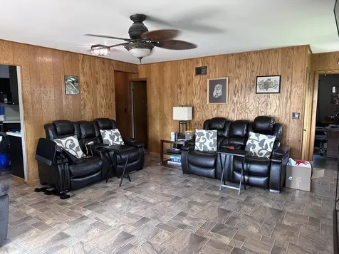1073 Anderson Terrace Des Plaines IL 60016