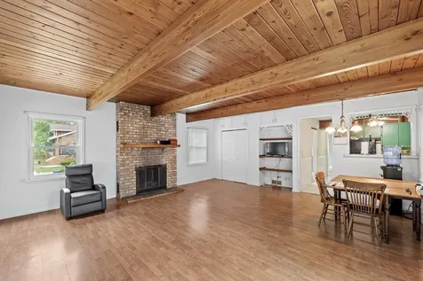 1468 Elizabeth Street Crete IL 60417