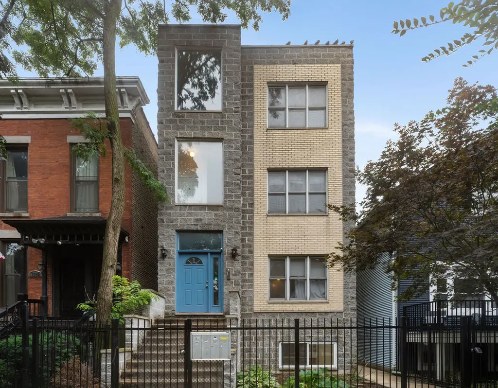 1624 North Bell Avenue Chicago IL 60647