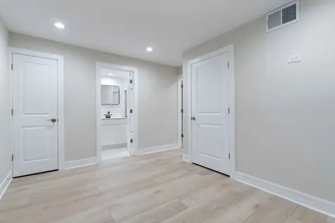 1624 North Bell Avenue Chicago IL 60647