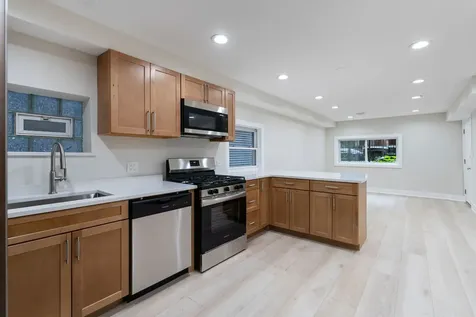 1624 North Bell Avenue Chicago IL 60647