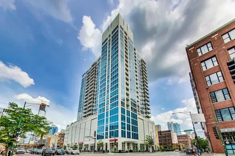 757 North Orleans Street Chicago IL 60654