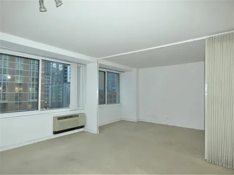 211 East Ohio Street Chicago IL 60611