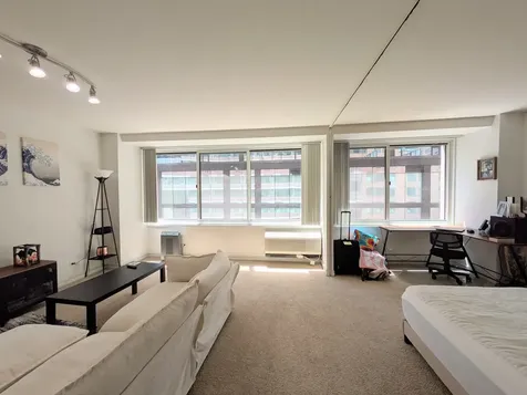 211 East Ohio Street Chicago IL 60611