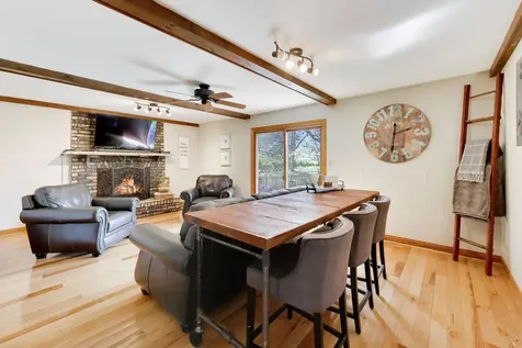 1222 South Patton Avenue Arlington Heights IL 60005