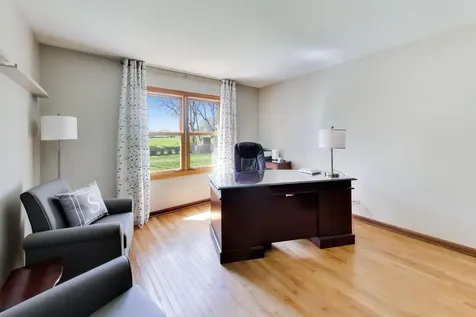 1222 South Patton Avenue Arlington Heights IL 60005