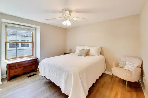 1222 South Patton Avenue Arlington Heights IL 60005