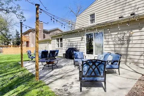 1222 South Patton Avenue Arlington Heights IL 60005