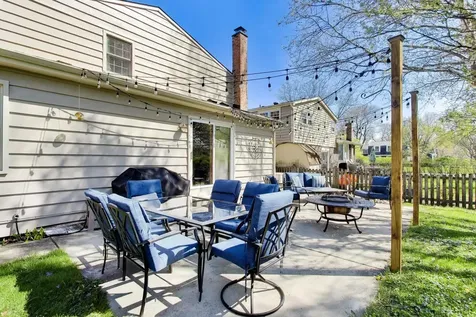 1222 South Patton Avenue Arlington Heights IL 60005