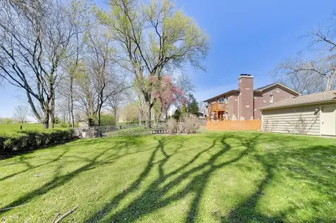 1222 South Patton Avenue Arlington Heights IL 60005