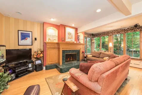 1605 South Fairview Avenue Park Ridge IL 60068