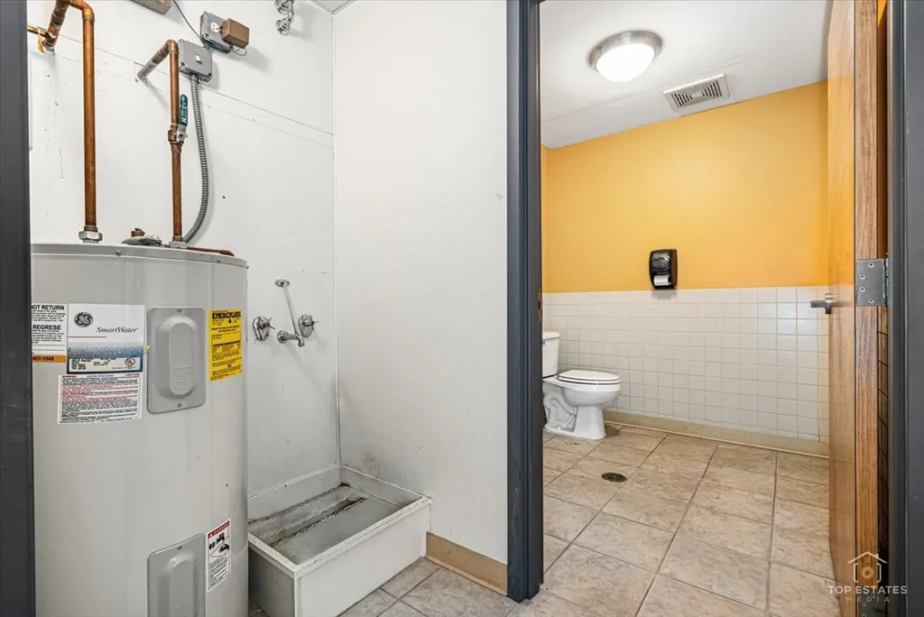 974 West 35th Place Chicago IL 60609
