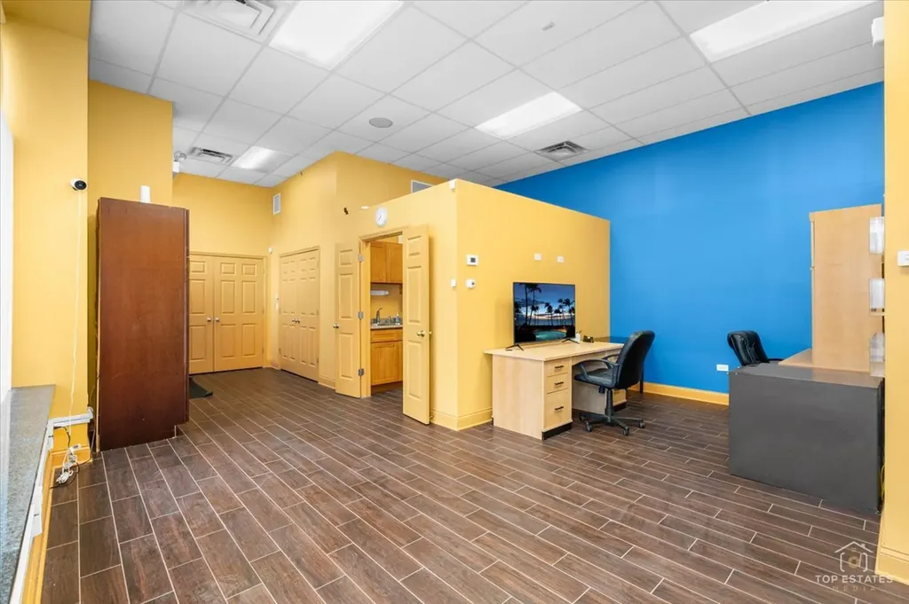 974 West 35th Place Chicago IL 60609