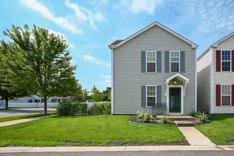 1572 Victoria Park Circle Aurora IL 60504