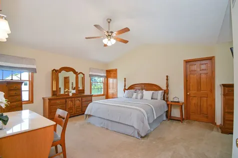 19 Bandecon Way Bloomington IL 61704