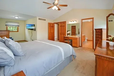 19 Bandecon Way Bloomington IL 61704