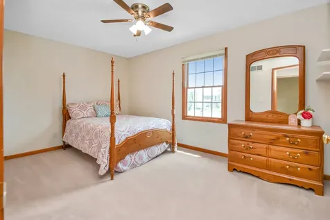 19 Bandecon Way Bloomington IL 61704