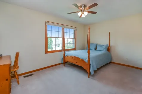 19 Bandecon Way Bloomington IL 61704