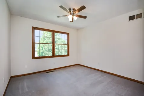 19 Bandecon Way Bloomington IL 61704