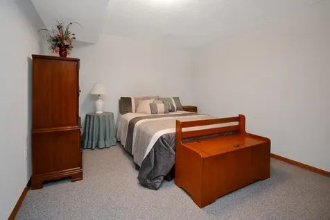 19 Bandecon Way Bloomington IL 61704