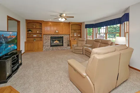 19 Bandecon Way Bloomington IL 61704