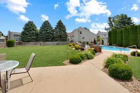 19 Bandecon Way Bloomington IL 61704