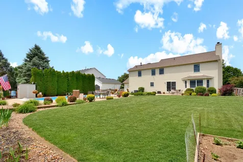 19 Bandecon Way Bloomington IL 61704