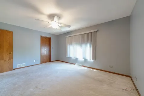 1104 Monroe Street Wauconda IL 60084