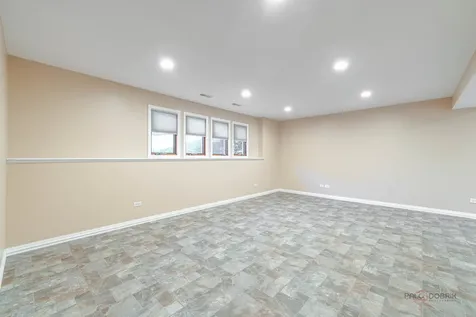 1104 Monroe Street Wauconda IL 60084