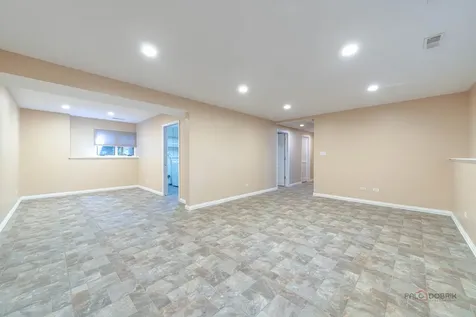 1104 Monroe Street Wauconda IL 60084