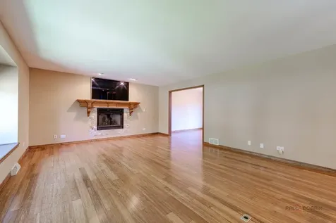 1104 Monroe Street Wauconda IL 60084
