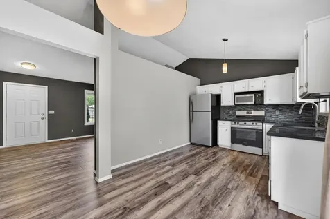 7334 Ashton Villa Rockford IL 61107