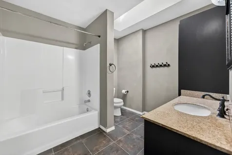 7334 Ashton Villa Rockford IL 61107