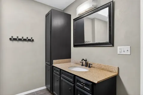 7334 Ashton Villa Rockford IL 61107