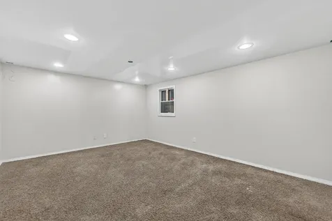 7334 Ashton Villa Rockford IL 61107