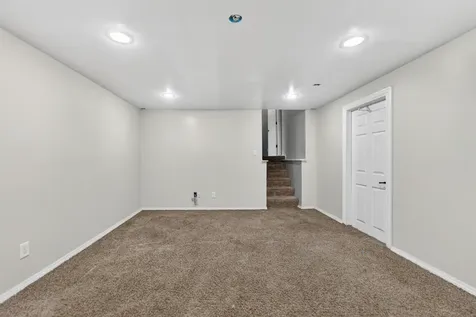7334 Ashton Villa Rockford IL 61107