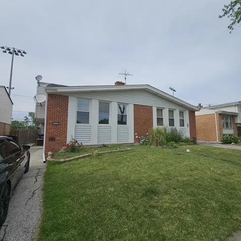 9268 Barberry Lane Des Plaines IL 60016
