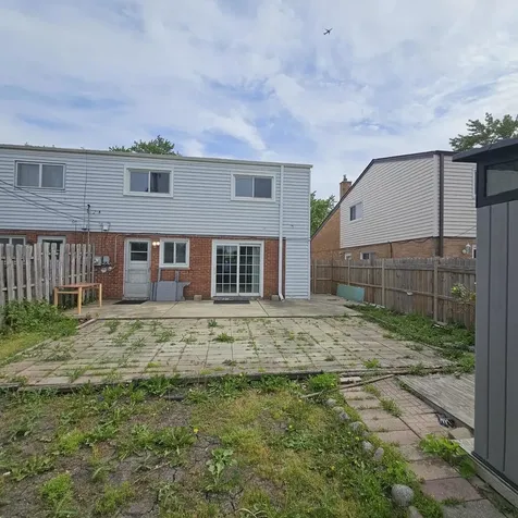 9268 Barberry Lane Des Plaines IL 60016