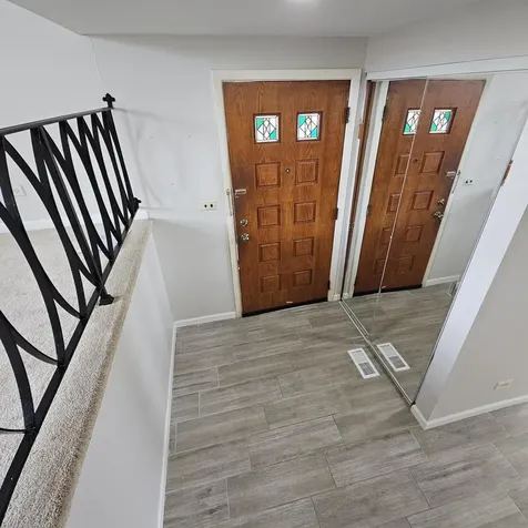 9268 Barberry Lane Des Plaines IL 60016